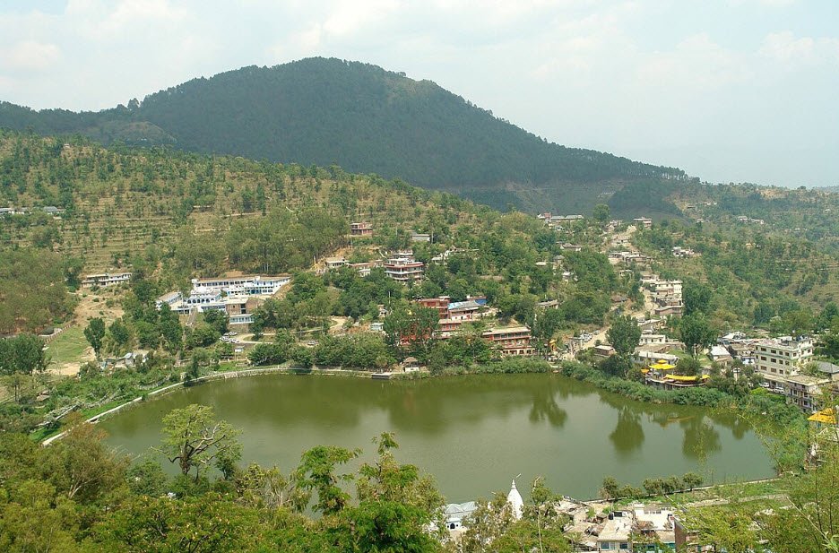 Rewalsar Lake